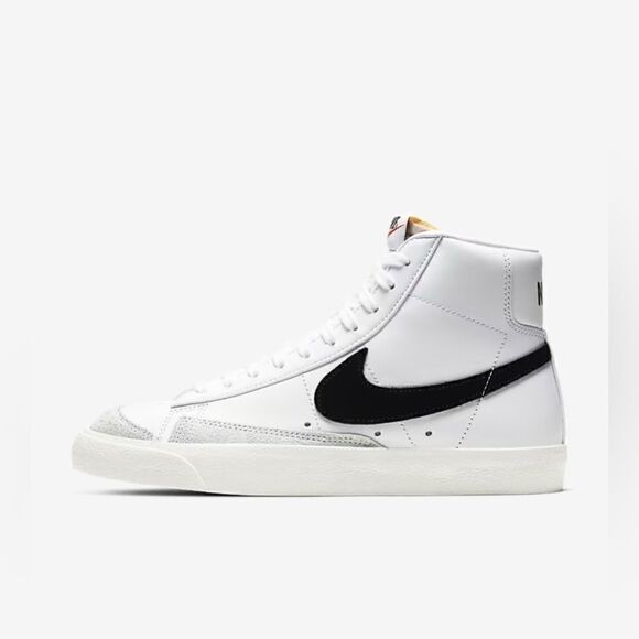 Nike Blazers Mid 77 White Sneaker Shoes - Picture 3 of 6